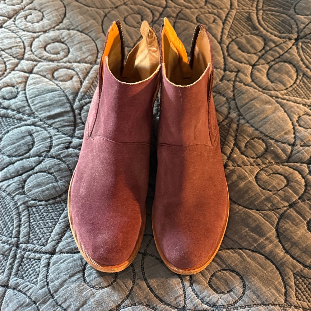 Kork-Ease Plum Suede Ankle Booties- Size 10
